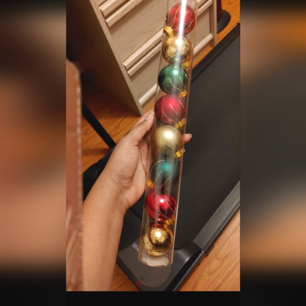 8-pack multicolored Xmas ornaments